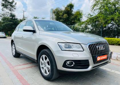 Audi Q5 2.0 TDI Audi Q5 2.0 TDI