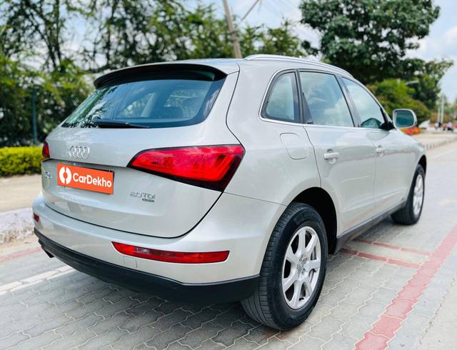 https://images10.gaadi.com/usedcar_image/3657353/original/processed_img2908424__used_car_2908424_1699185477.jpg?imwidth=6401