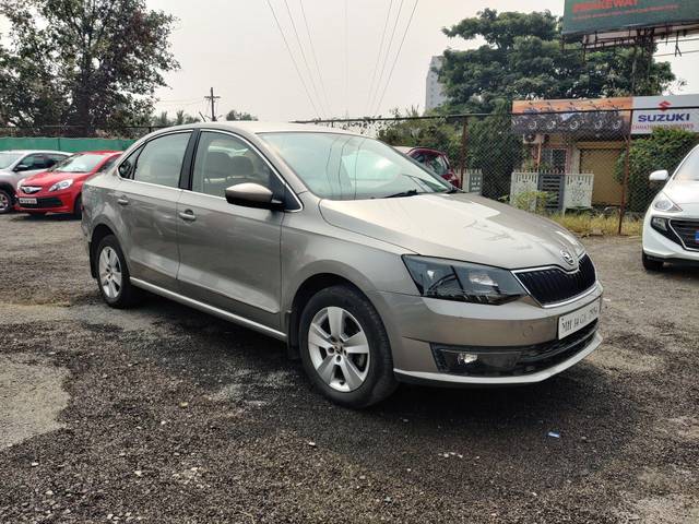 https://images10.gaadi.com/usedcar_image/3657378/original/processed_img2908435__used_car_2908435_1699186599.jpg?imwidth=6400
