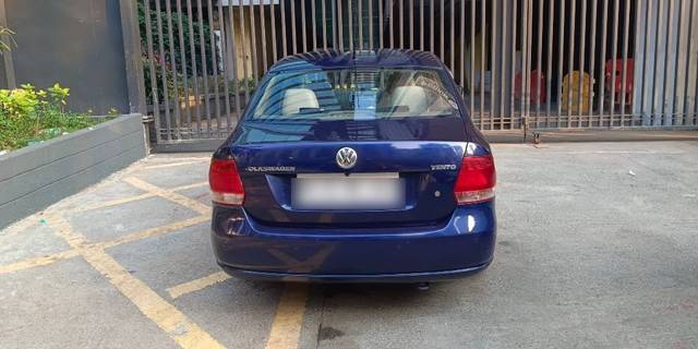 https://images10.gaadi.com/usedcar_image/3657585/original/29__VCC_1811572_96_1698585660.jpg?imwidth=6402