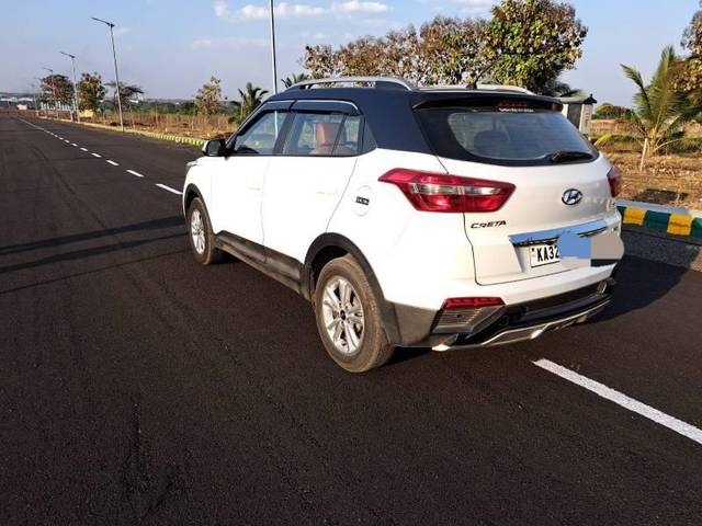 https://images10.gaadi.com/usedcar_image/3657646/original/processed_1c95b972-da9b-48e8-948a-27a9670d4407.jpg?imwidth=6402