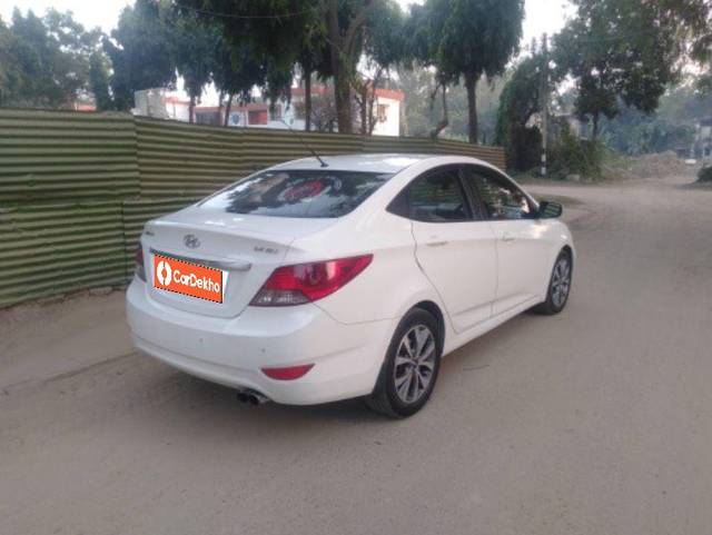 https://images10.gaadi.com/usedcar_image/3657808/original/processed_32acdb50-fd90-4183-9304-e11507beecca.jpeg?imwidth=6401