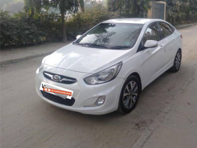 https://images10.gaadi.com/usedcar_image/3657808/original/processed_69ed4acf-5bc4-47c5-bef7-2a64c891e594.jpeg?imwidth=6400