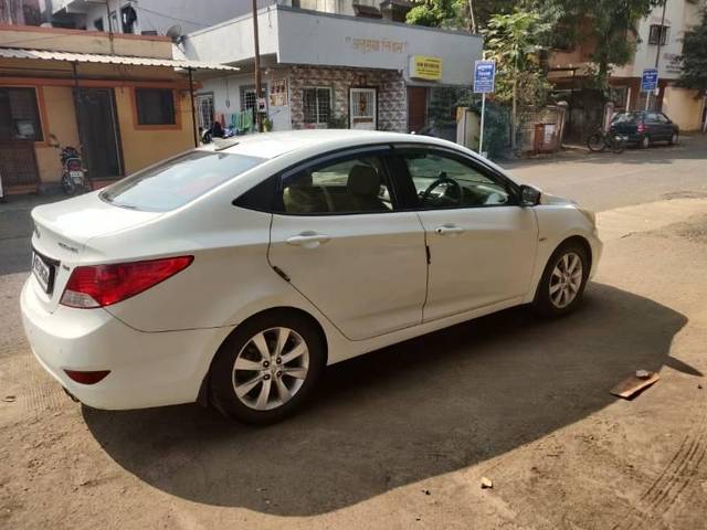 https://images10.gaadi.com/usedcar_image/3657816/original/processed_05782808-215b-4234-886b-9cd86d9cf085.jpg?imwidth=6401