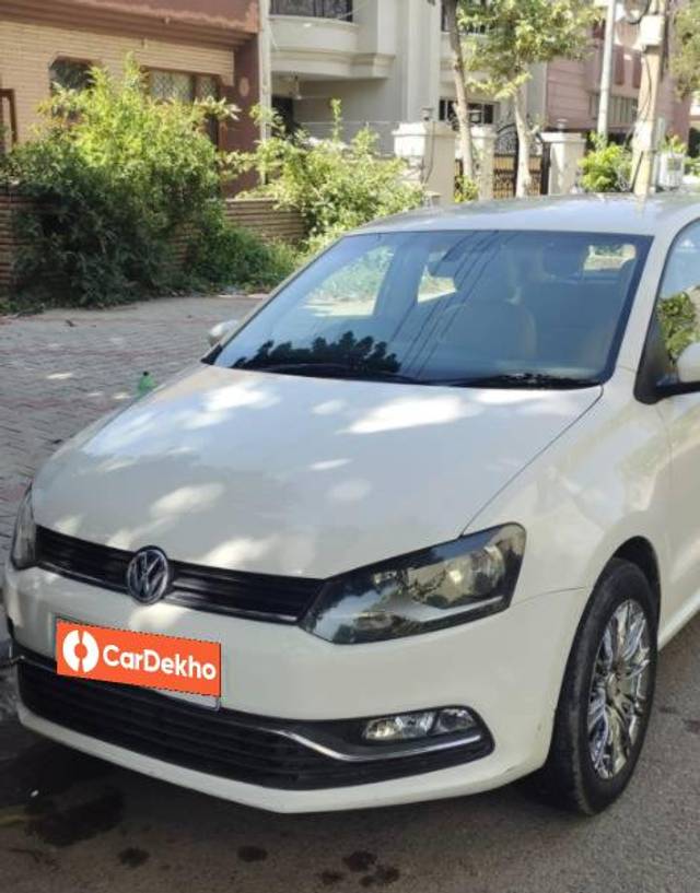 https://images10.gaadi.com/usedcar_image/3657955/original/processed_b4bd0db3-4894-446c-8716-b171b64173eb.jpg?imwidth=6400