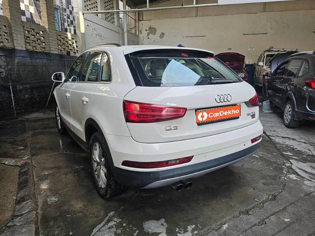 https://images10.gaadi.com/usedcar_image/3658025/original/processed_872ff8ee-54f7-4218-a434-0ee3f0efbbe8.jpg?imwidth=6401