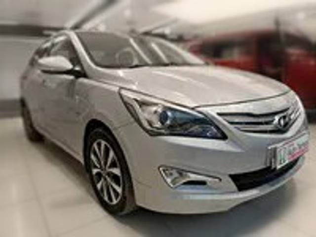 https://images10.gaadi.com/usedcar_image/3658124/original/img3658124__replace_img_654b2ccd41749_1699425485.png?imwidth=6400