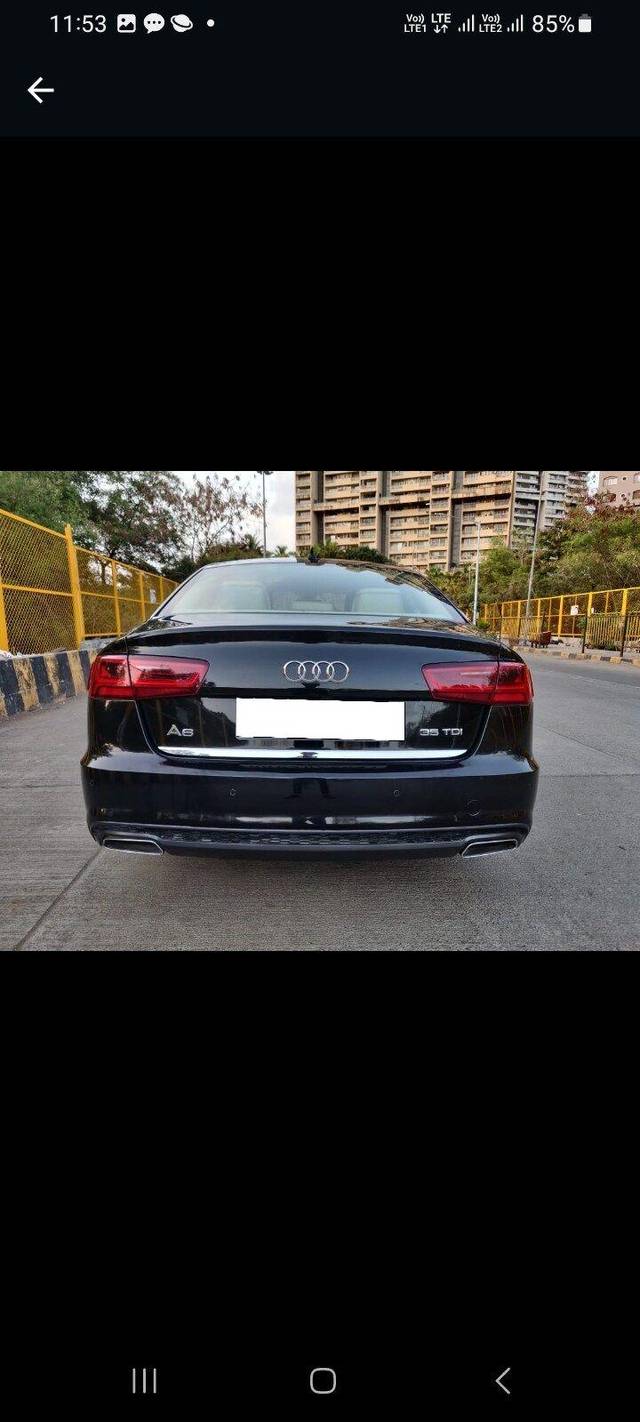 https://images10.gaadi.com/usedcar_image/3658224/original/processed_img2908660__used_car_2908660_1699252321.jpg?imwidth=6400