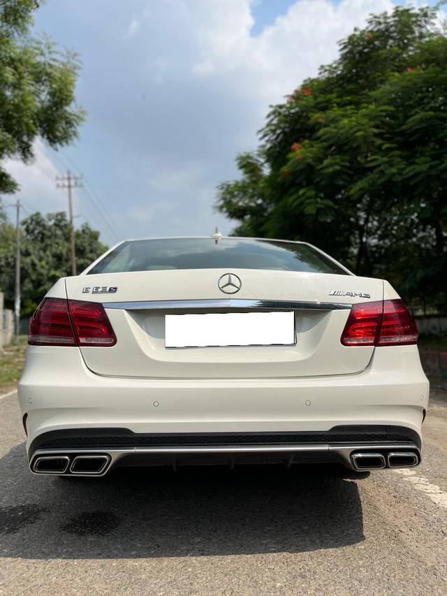 https://images10.gaadi.com/usedcar_image/3658236/original/processed_img2908666__usedcar_4_8101699252538_1699252558.jpg?imwidth=6401
