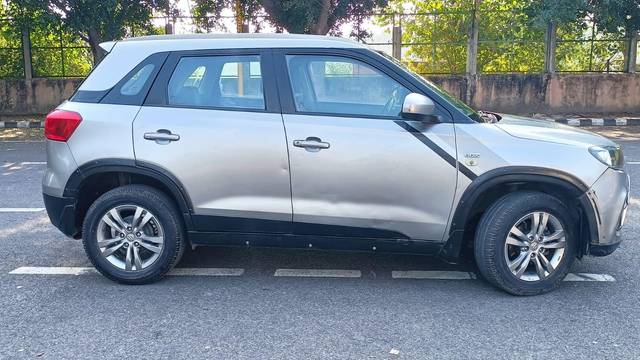 https://images10.gaadi.com/usedcar_image/3658285/original/processed_img2908699__used_car_2908699_1699784053.jpg?imwidth=6402