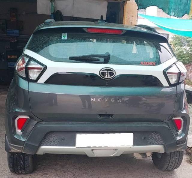 https://images10.gaadi.com/usedcar_image/3658294/original/processed_770622b3-8c0b-4640-9a7d-695ef53c6285.jpg?imwidth=6401