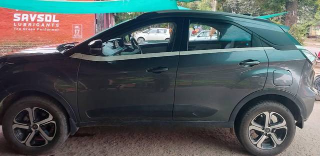 https://images10.gaadi.com/usedcar_image/3658294/original/processed_e6ea71e8-e747-4723-94a1-032600227724.jpg?imwidth=6402