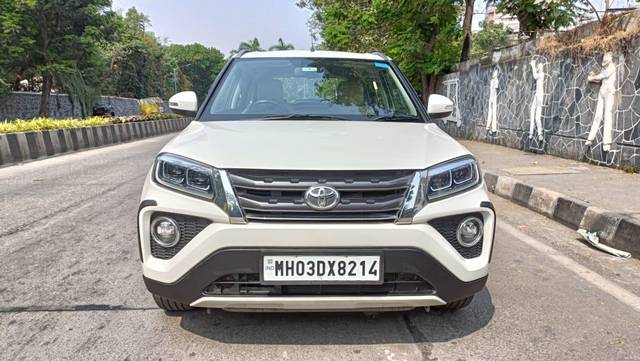 https://images10.gaadi.com/usedcar_image/3658295/original/processed_img2908706__used_car_2908706_1699254083.jpg?imwidth=6400