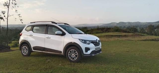 https://images10.gaadi.com/usedcar_image/3658308/original/processed_a3fdeba2-5a62-4497-ad99-df84c2da4638.jpg?imwidth=6400
