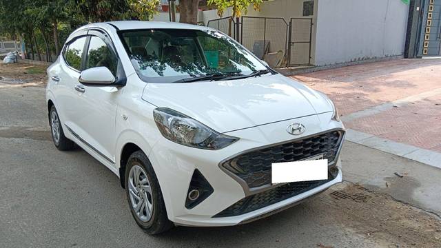https://images10.gaadi.com/usedcar_image/3658381/original/processed_img2908756__used_car_2908756_1699256449.jpg?imwidth=6400