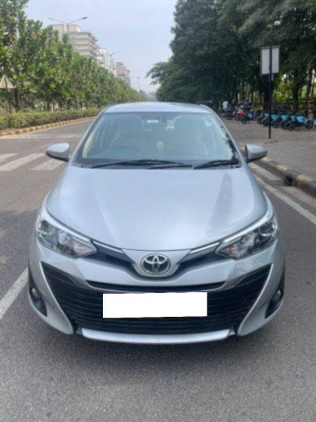 https://images10.gaadi.com/usedcar_image/3658455/original/processed_22db44e8-f107-49f9-b7c7-19d1f15a3006.jpeg?imwidth=6400