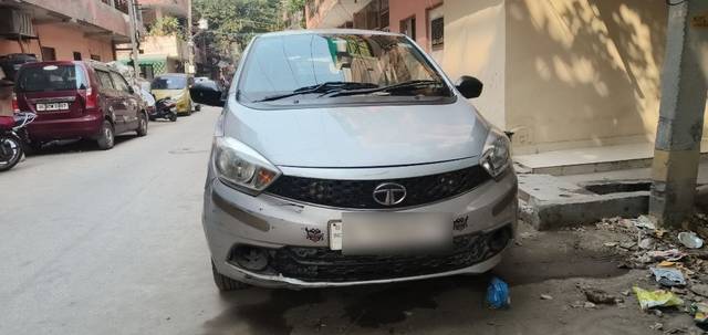 https://images10.gaadi.com/usedcar_image/3658469/original/30__VCC_1811714_94_1698651468.jpg?imwidth=6400