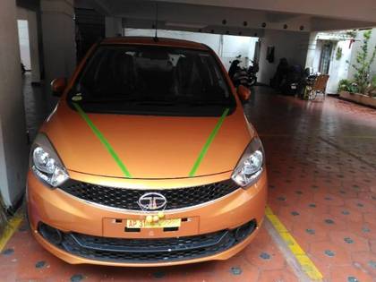 Tata Tiago 1.2 Revotron XT Tata Tiago 1.2 Revotron XT