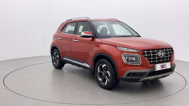 https://images10.gaadi.com/usedcar_image/3658558/original/18e804bc-2bf9-4bb1-ada0-bd9d0eb421b9__43.jpg?imwidth=6400