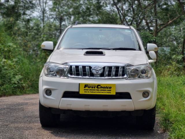 https://images10.gaadi.com/usedcar_image/3658577/original/591118__cover_image-20231027170227.jpg?imwidth=6400