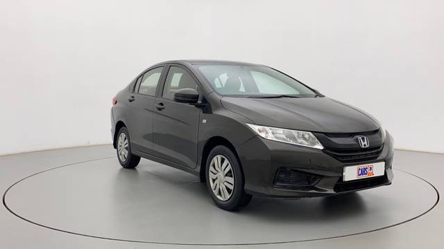https://images10.gaadi.com/usedcar_image/3658698/original/f65bd622-7f94-4796-8c95-4877f7b6fd19__43.jpg?imwidth=6400