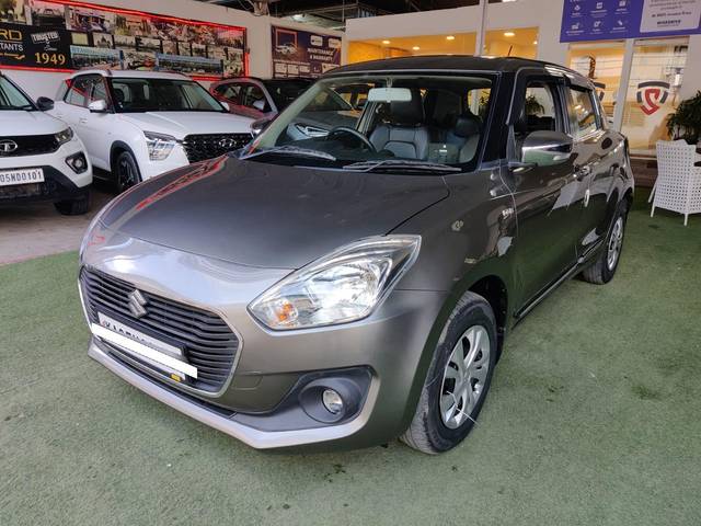 https://images10.gaadi.com/usedcar_image/3658731/original/processed_img2908951__used_car_2908951_1699266995.jpg?imwidth=6402