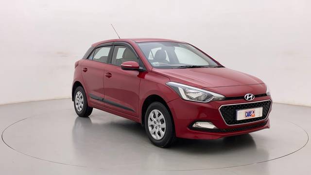 https://images10.gaadi.com/usedcar_image/3658812/original/d7bfa556-585b-46e5-8990-7fa26551b1ca__44.jpg?imwidth=6400