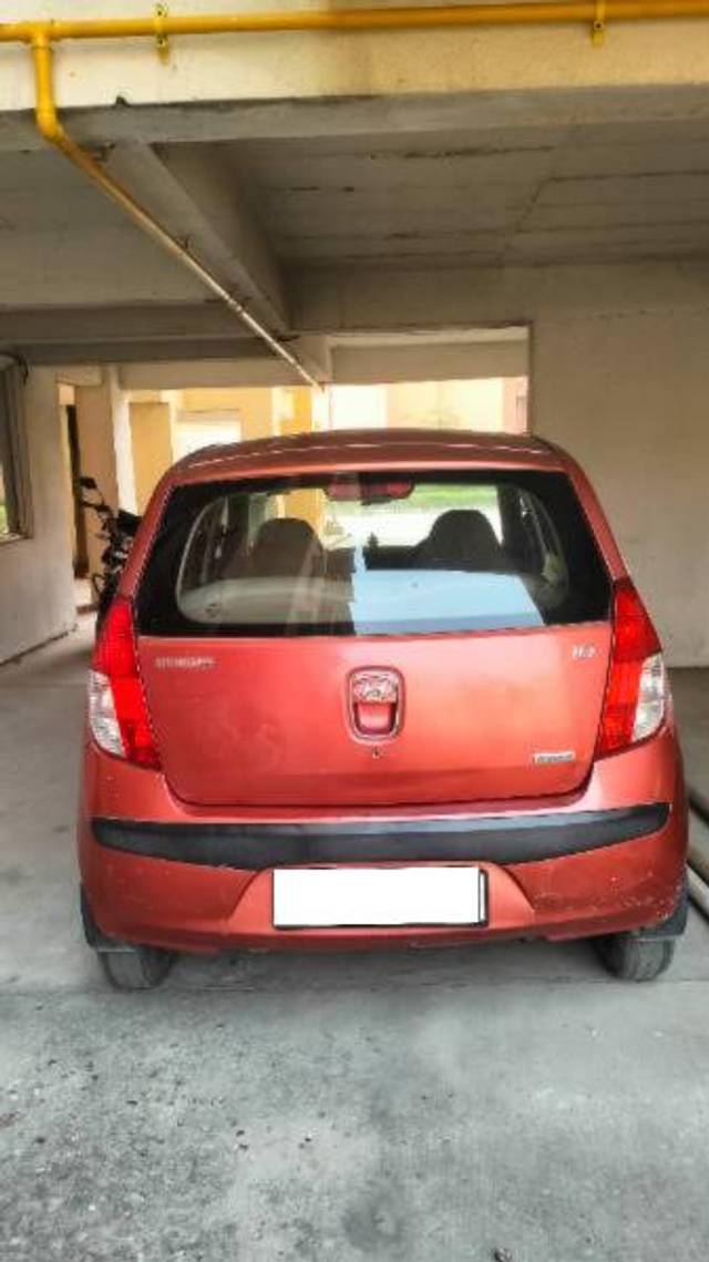 https://images10.gaadi.com/usedcar_image/3658872/original/processed_37205d30-4bbb-4bd1-add4-a07fe59247d6.jpg?imwidth=6402