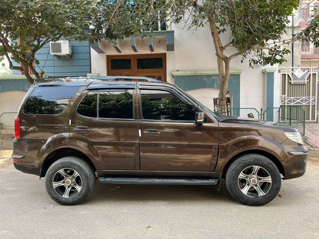 https://images10.gaadi.com/usedcar_image/3658902/original/img2909081__used_car_2909081_1699269928.jpg?imwidth=6401