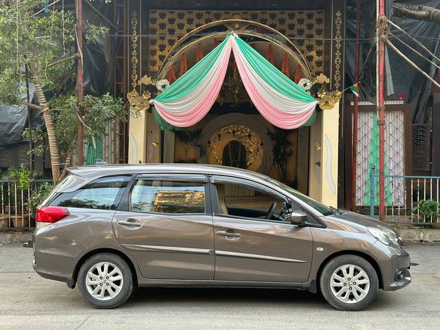 https://images10.gaadi.com/usedcar_image/3658937/original/img2909109__used_car_2909109_1699270925.jpg?imwidth=6401