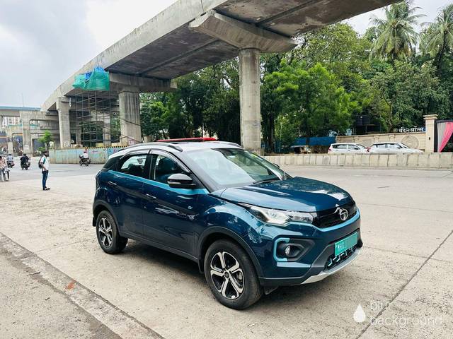 https://images10.gaadi.com/usedcar_image/3658972/original/processed_img2909130__used_car_2909130_1699272051.jpg?imwidth=6400