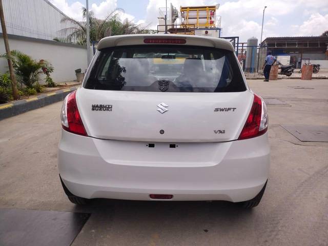 https://images10.gaadi.com/usedcar_image/3658979/original/processed_img2909135__used_car_2909135_1699272281.jpg?imwidth=6402