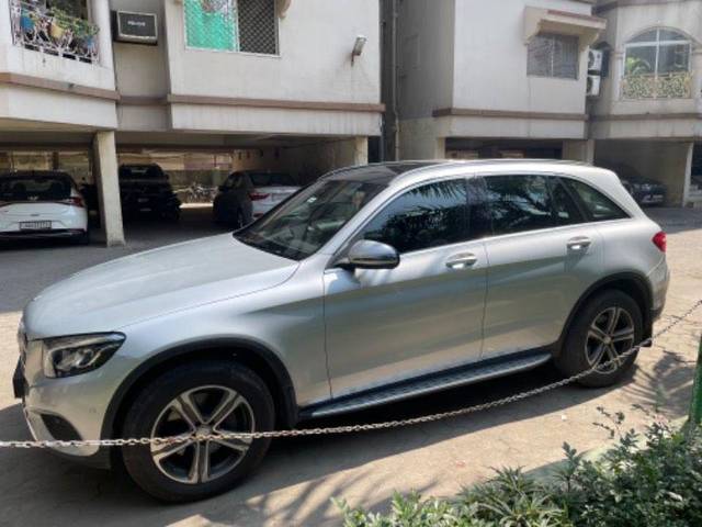 https://images10.gaadi.com/usedcar_image/3659039/original/processed_4dff33d6-b660-4902-b407-afd8df2eaf5f.jpeg?imwidth=6400