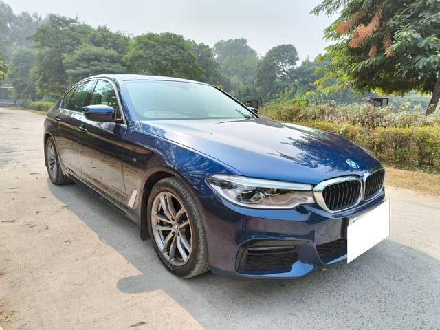 https://images10.gaadi.com/usedcar_image/3659077/original/processed_img2909198__used_car_2909198_1699274767.jpg?imwidth=6400