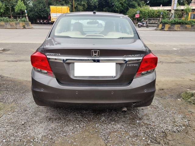 https://images10.gaadi.com/usedcar_image/3659082/original/processed_img2909202__used_car_2909202_1699791041.jpg?imwidth=6401