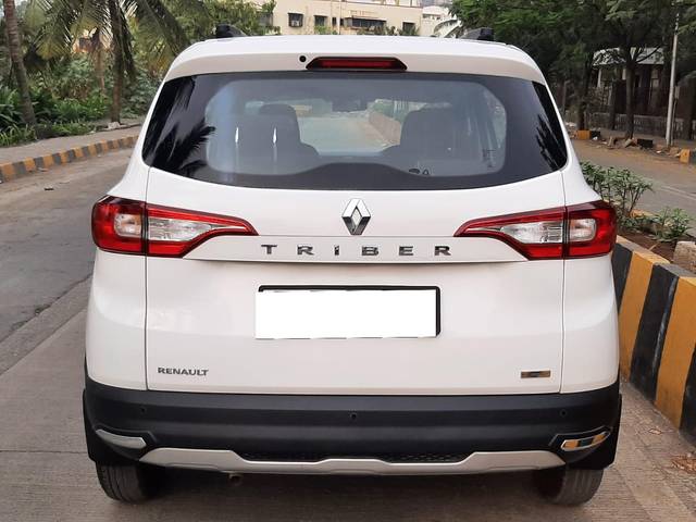 https://images10.gaadi.com/usedcar_image/3659167/original/processed_img2909258__used_car_2909258_1699277087.jpg?imwidth=6402