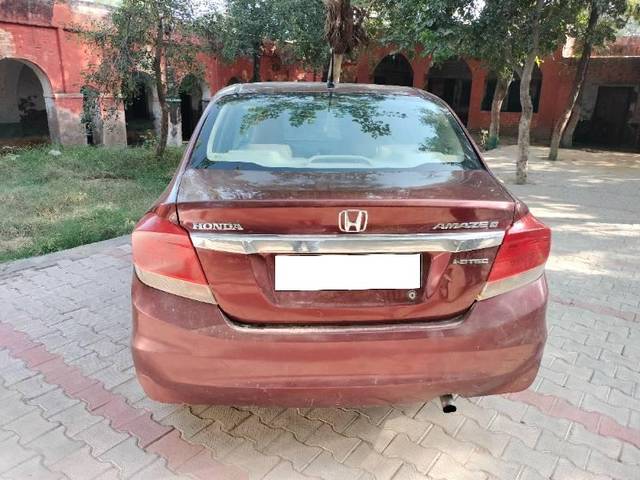 https://images10.gaadi.com/usedcar_image/3659396/original/processed_06d91c66-53f8-499e-8be4-2a75c21160b9.jpg?imwidth=6402