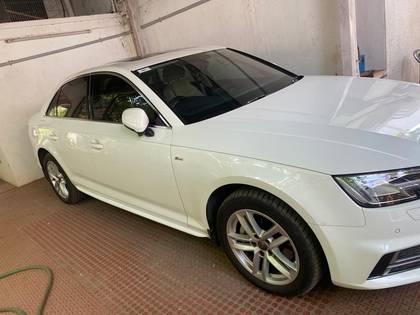 Audi A4 35 TDI Premium Plus Audi A4 35 TDI Premium Plus