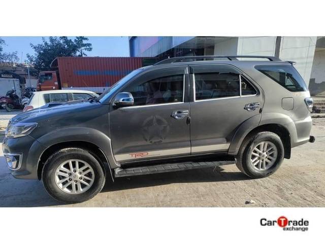 https://images10.gaadi.com/usedcar_image/3659644/original/processed_d9a05417-b220-427f-87f7-2b31c41bf06d.jpg?imwidth=6402