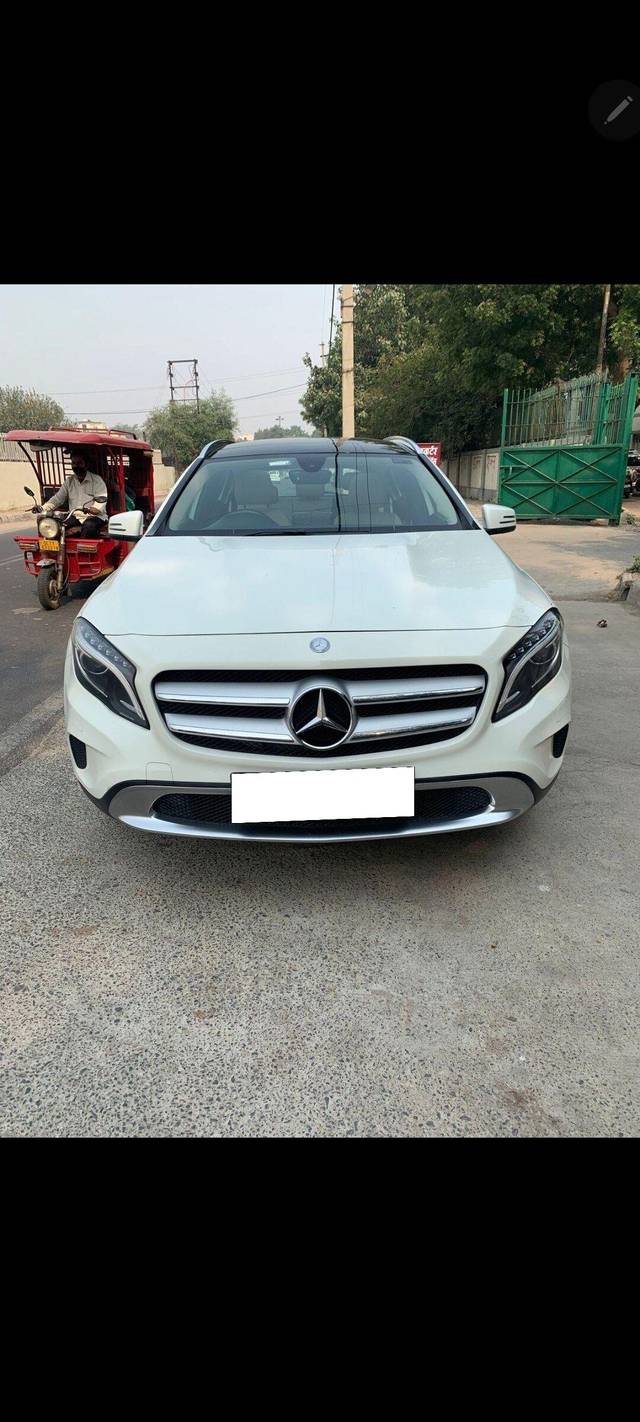 https://images10.gaadi.com/usedcar_image/3659664/original/processed_img2909390__used_car_2909390_1699321560.jpg?imwidth=6400