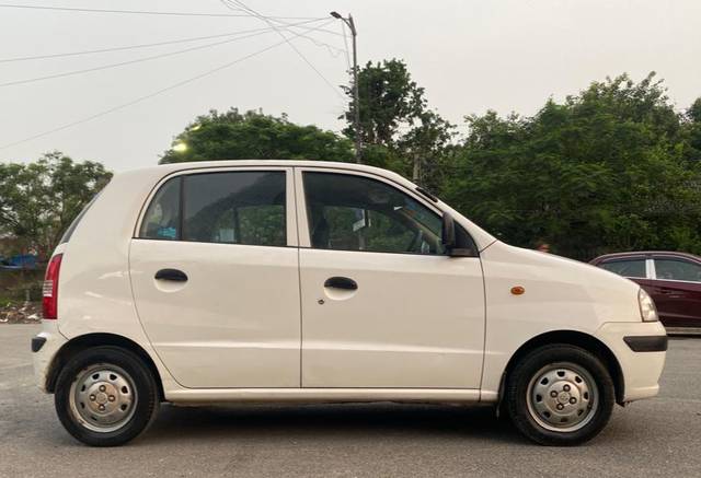 https://images10.gaadi.com/usedcar_image/3659712/original/img2909406__used_car_2909406_1699326784.jpg?imwidth=6401