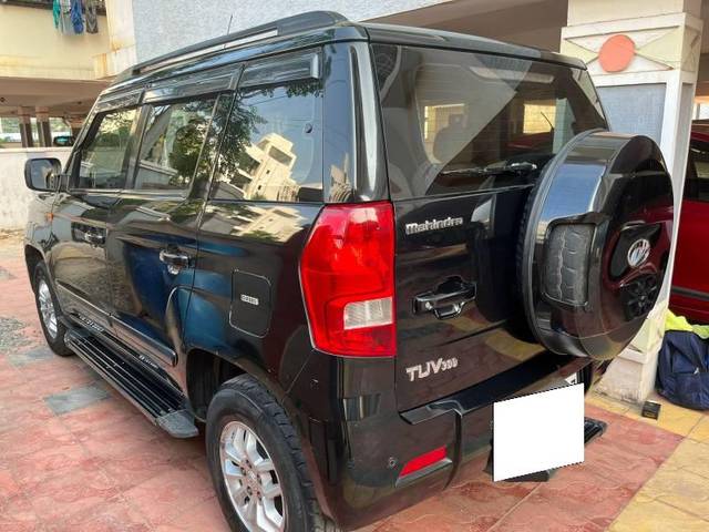 https://images10.gaadi.com/usedcar_image/3659740/original/processed_1bb40087-bd8d-44ea-877f-000e768a90f5.jpeg?imwidth=6402