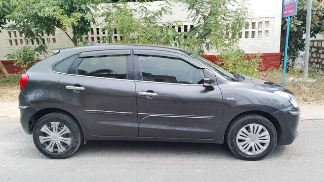 https://images10.gaadi.com/usedcar_image/3659898/original/processed_img2909454__used_car_2909454_1699337732.jpg?imwidth=6401