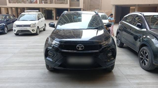 https://images10.gaadi.com/usedcar_image/3659945/original/31__VCC_1812107_94_1698733413.jpg?imwidth=6400