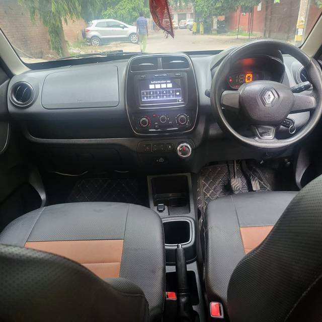 https://images10.gaadi.com/usedcar_image/3659994/original/img2909513__used_car_2909513_1699340021.jpg?imwidth=6401