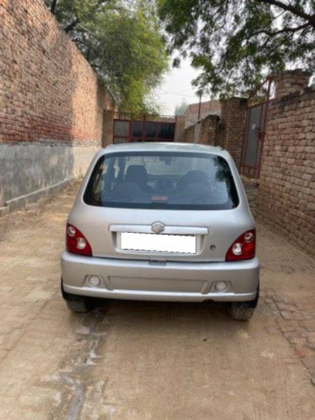 https://images10.gaadi.com/usedcar_image/3660203/original/processed_2e1845d0-2c8b-417d-87ad-81533a238eb2.jpeg?imwidth=6401