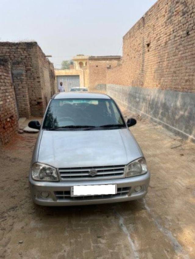 https://images10.gaadi.com/usedcar_image/3660203/original/processed_b90fea42-378c-473a-9244-6999af0ba66e.jpeg?imwidth=6402