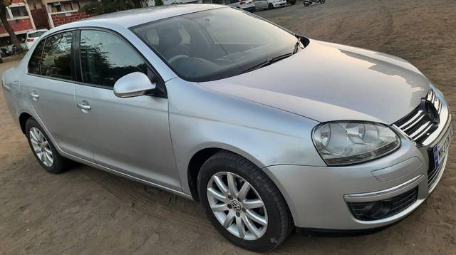 https://images10.gaadi.com/usedcar_image/3660213/original/processed_img2909655__usedcar_whatsappimage2022_02_11at62551pm_8171699343930_1699344032.jpeg?imwidth=6400