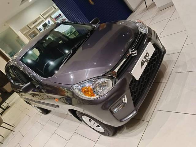https://images10.gaadi.com/usedcar_image/3660243/original/processed_3926d9ef-2abb-4892-9abc-8b968034390d.jpg?imwidth=6402