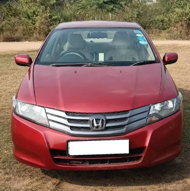 https://images10.gaadi.com/usedcar_image/3660285/original/processed_21f285e7-4fc3-4cc6-af69-40d71fdaa4ba.jpg?imwidth=6400